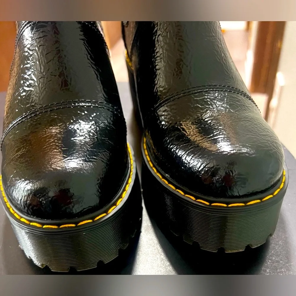NEW Dr. Martens Rozalie Distressed Patent Leather Heeled Platform Chunky Boots